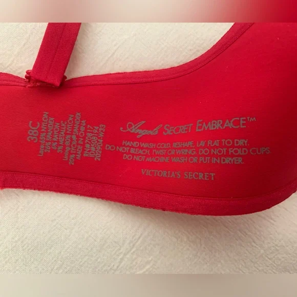 Victoria’s Secret Bra: Red Lace w/Gold Metallic Thread, Double Straps 38C - Picture 4 of 14